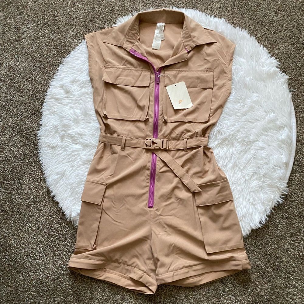 Fabletics Harmony Shorts Jumpsuit Romper‎ Zip Front New Womens Size XXS NO PANTS